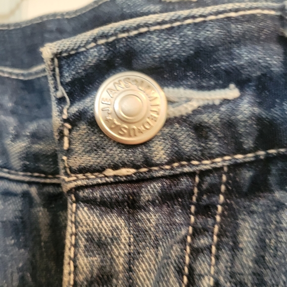 Limited Jean's  jean skirt (closet cleanout) - Picture 4 of 9